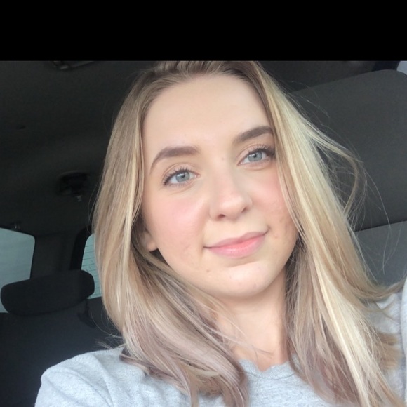 Meet the Posher Other - Meet your Posher, Olivia